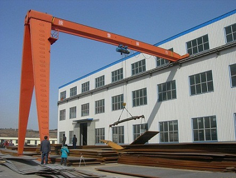 MHB型電動(dòng)葫蘆半門(mén)式起重機(jī)